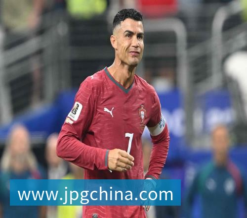 南宫体育C罗回应“世界杯后退出国家队传闻”